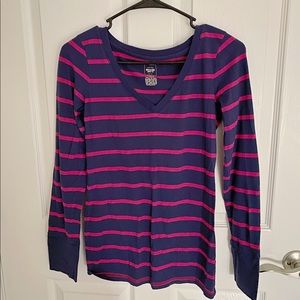 Mossimo casual tee v neck top